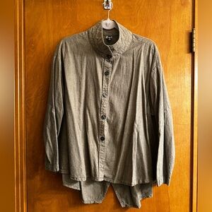 Women’s Button-Up Shirt - Olive Green